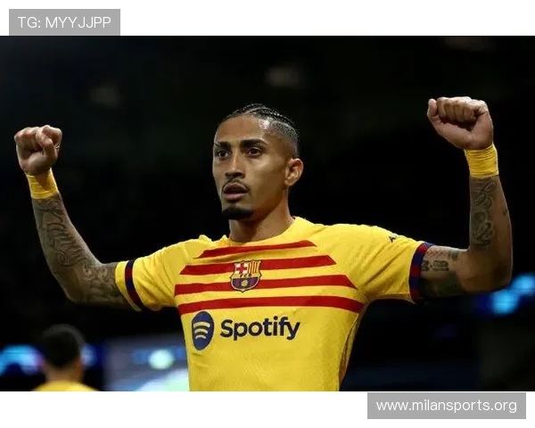 拉菲尼亚称佩德里虽进球助攻不多但依然是巴萨心脏与世界顶级球员之一